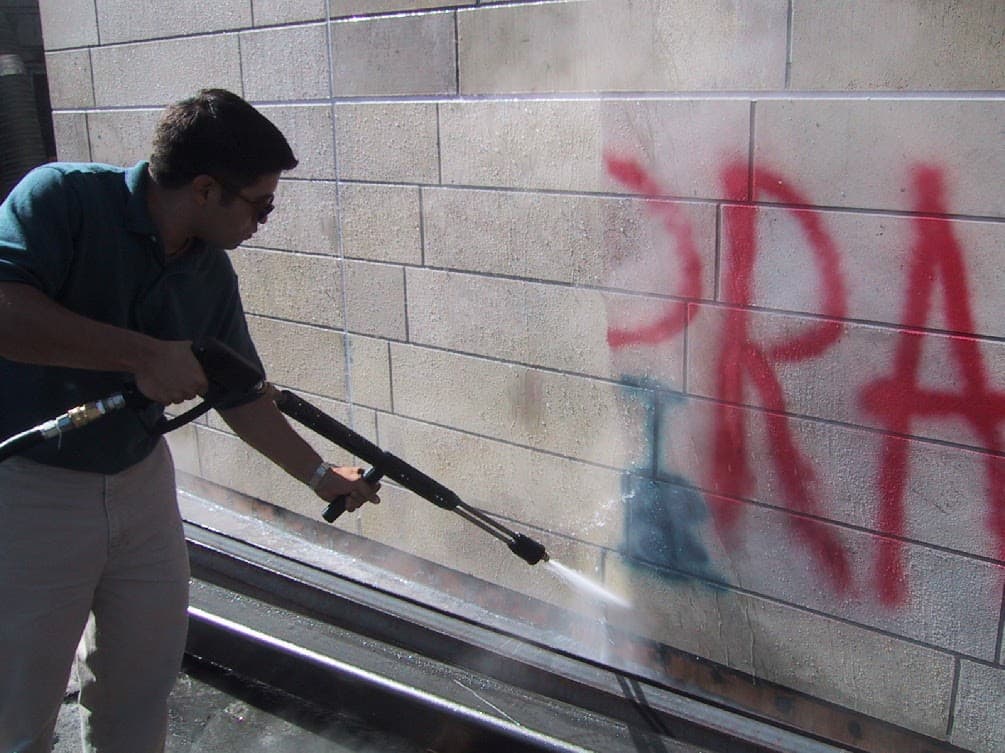 graffiti removal