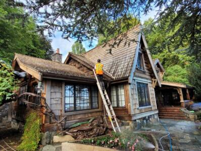 Cedar Shingle Roof Wash